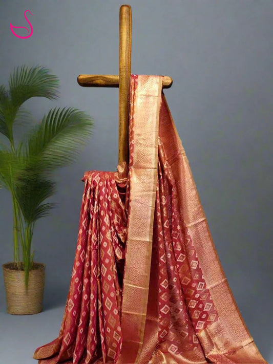 Keyara - The Antique Rose Glow