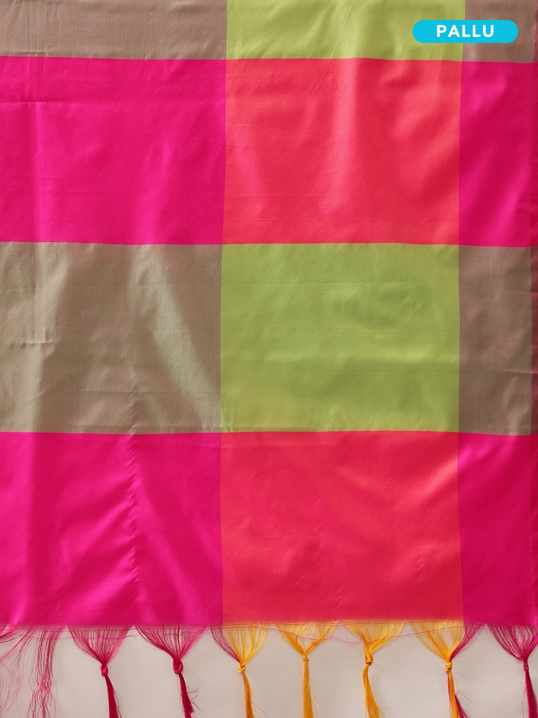 Avira – The Pastel Breeze Charm