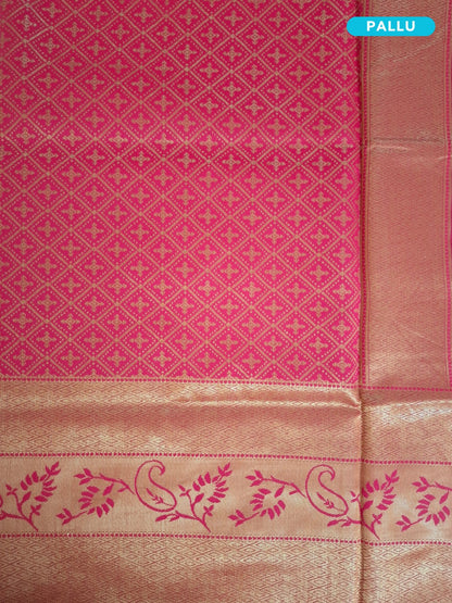 Ilisha – The Majestic Magenta Grace