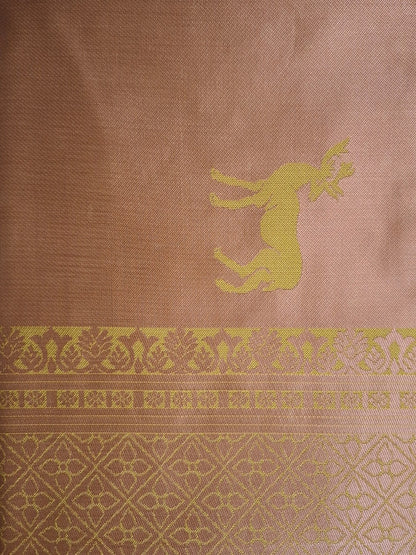 Saanvika – The Antique Gold Elegance