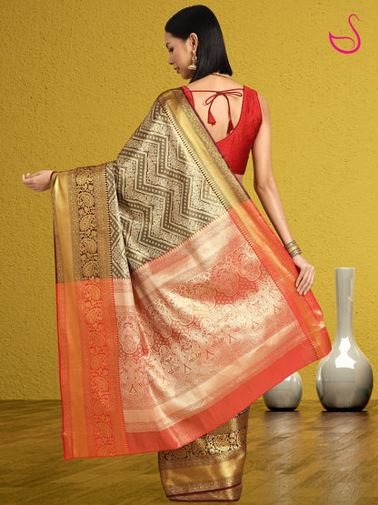 Ruvika – The Black Red Grandeur