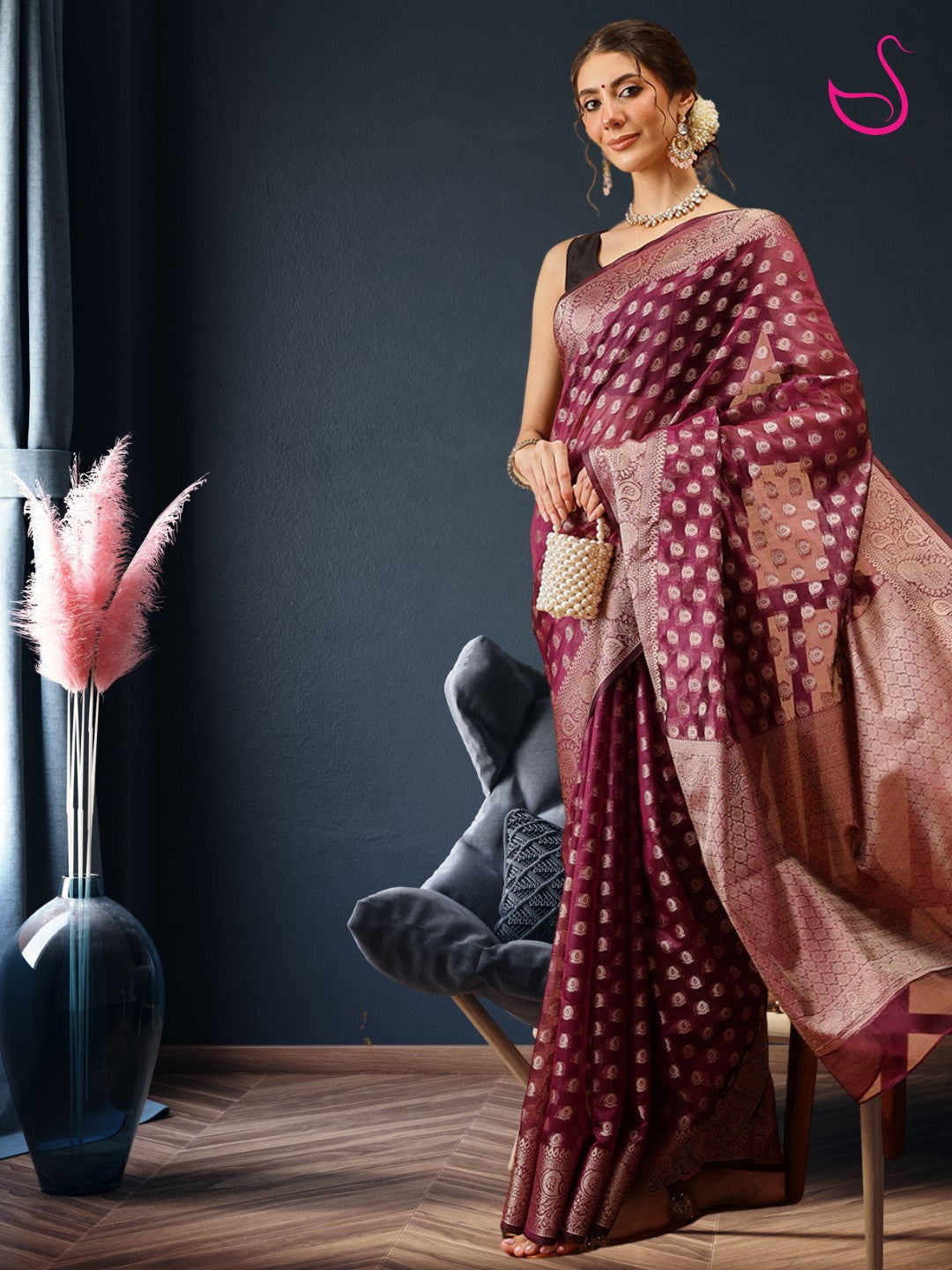 Veyona – The Regal Wine Weave