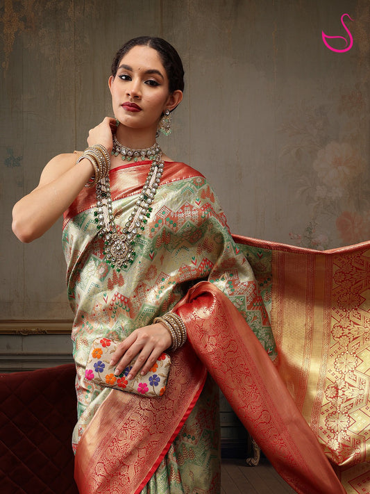 Tarangika – The Blooming Chevron Weave