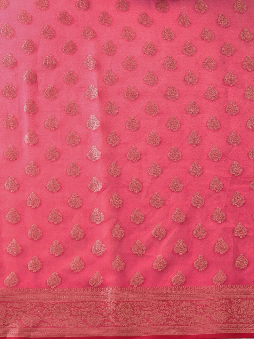 Ruhika – The Blooming Fuchsia Weave