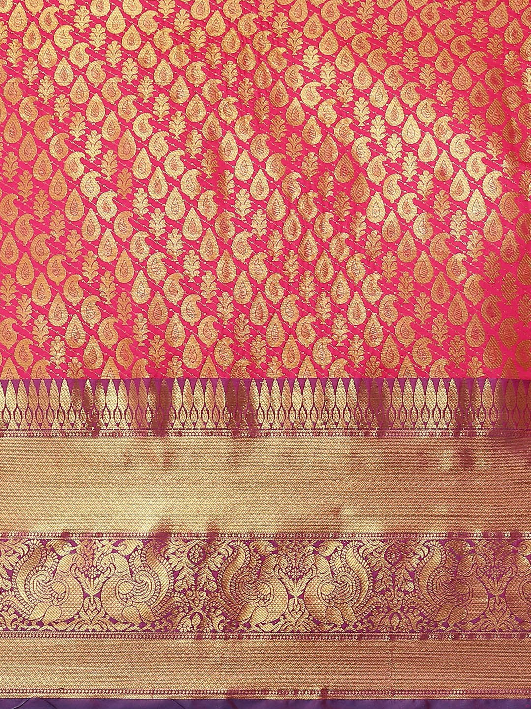 Vyanika – The Magenta Brocade Elegance