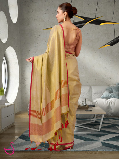 Vyanthi – Golden Glimmer