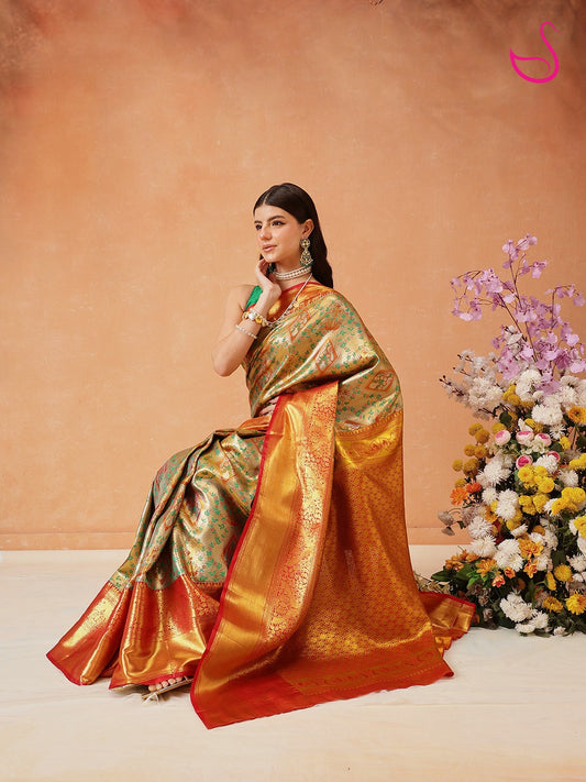 Mayukhi – The Lustrous Vine Weave