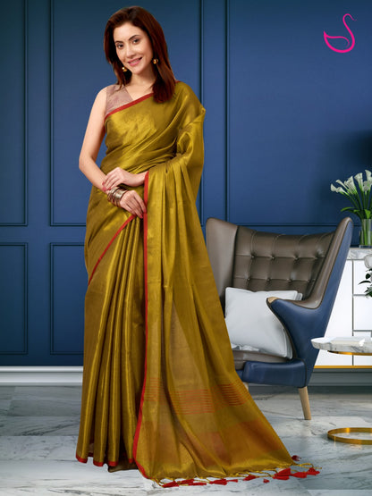 Yathira – Olive Glint